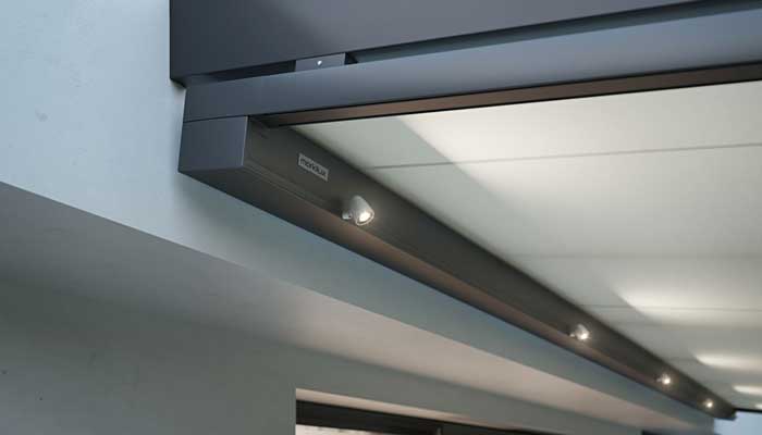 markilux 779 with integrated LED spot lights